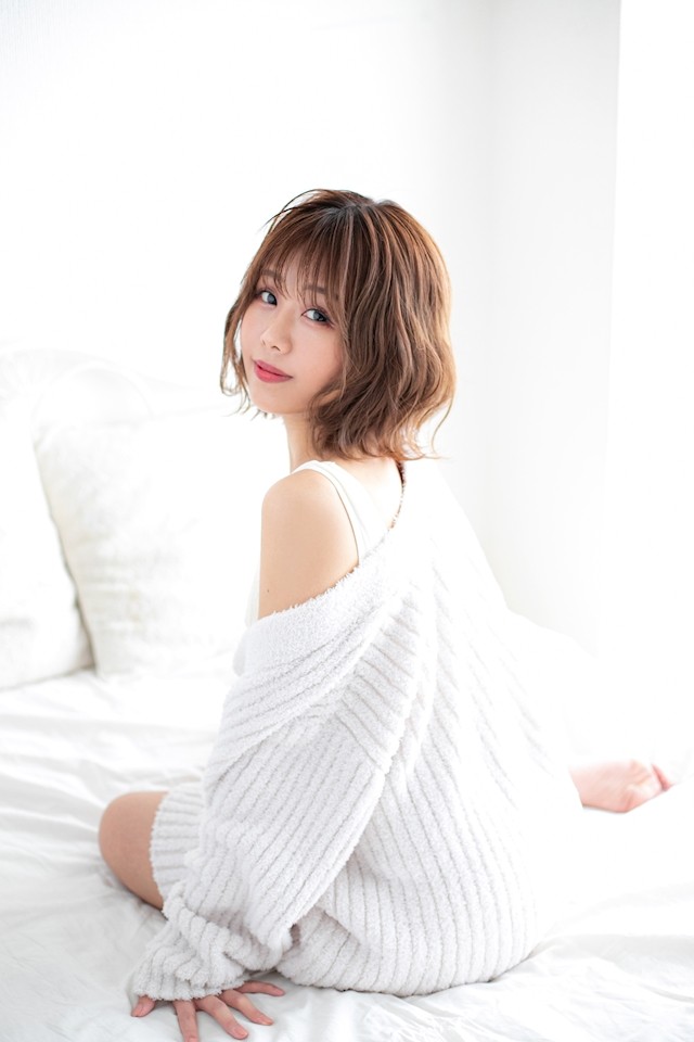 一条 彩由プロフィール写真7